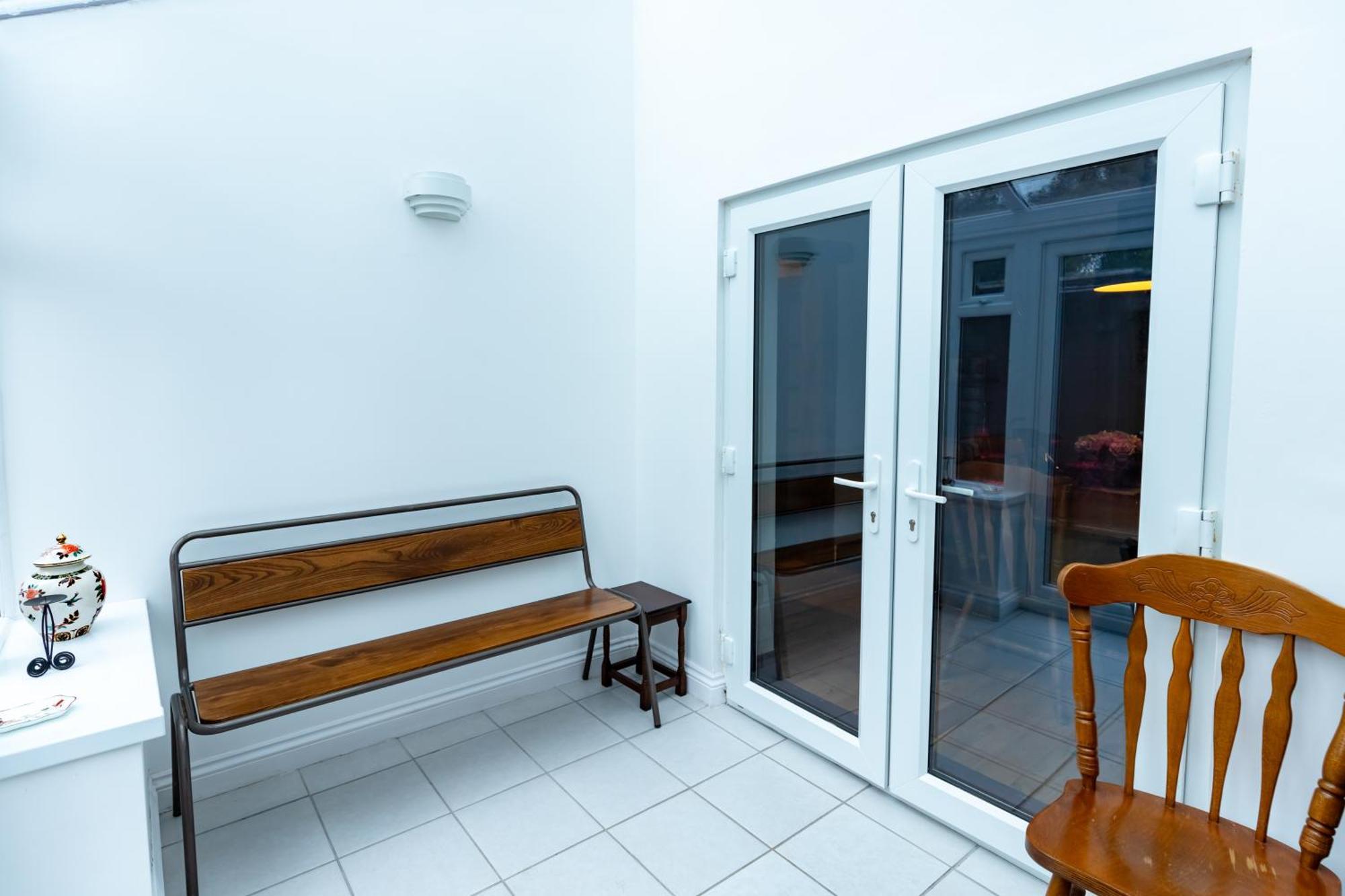 Universal Harmony Retreats Glastonbury Apartment ภายนอก รูปภาพ