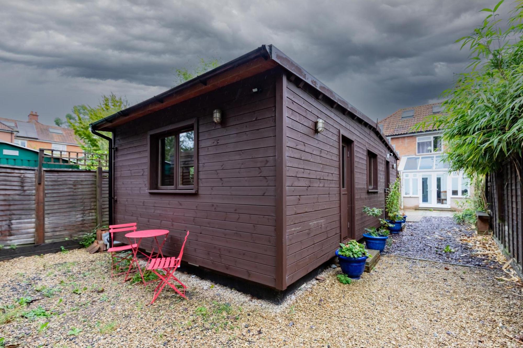 Universal Harmony Retreats Glastonbury Apartment ภายนอก รูปภาพ